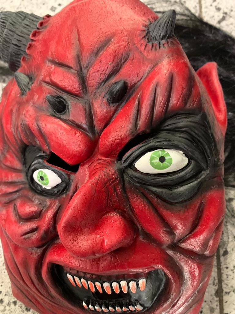 MASCARA LATEX DIABLO