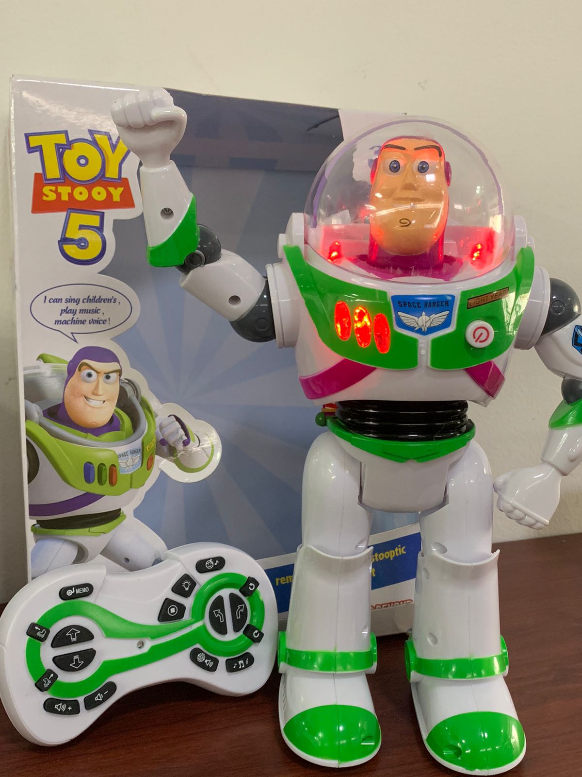 Juguete Buzz Lightyear CON CONTROL