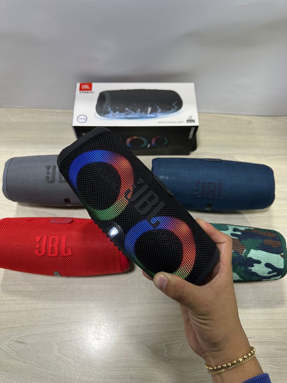 PARLANTE CHARGE 5 PRO CON LUCES LED