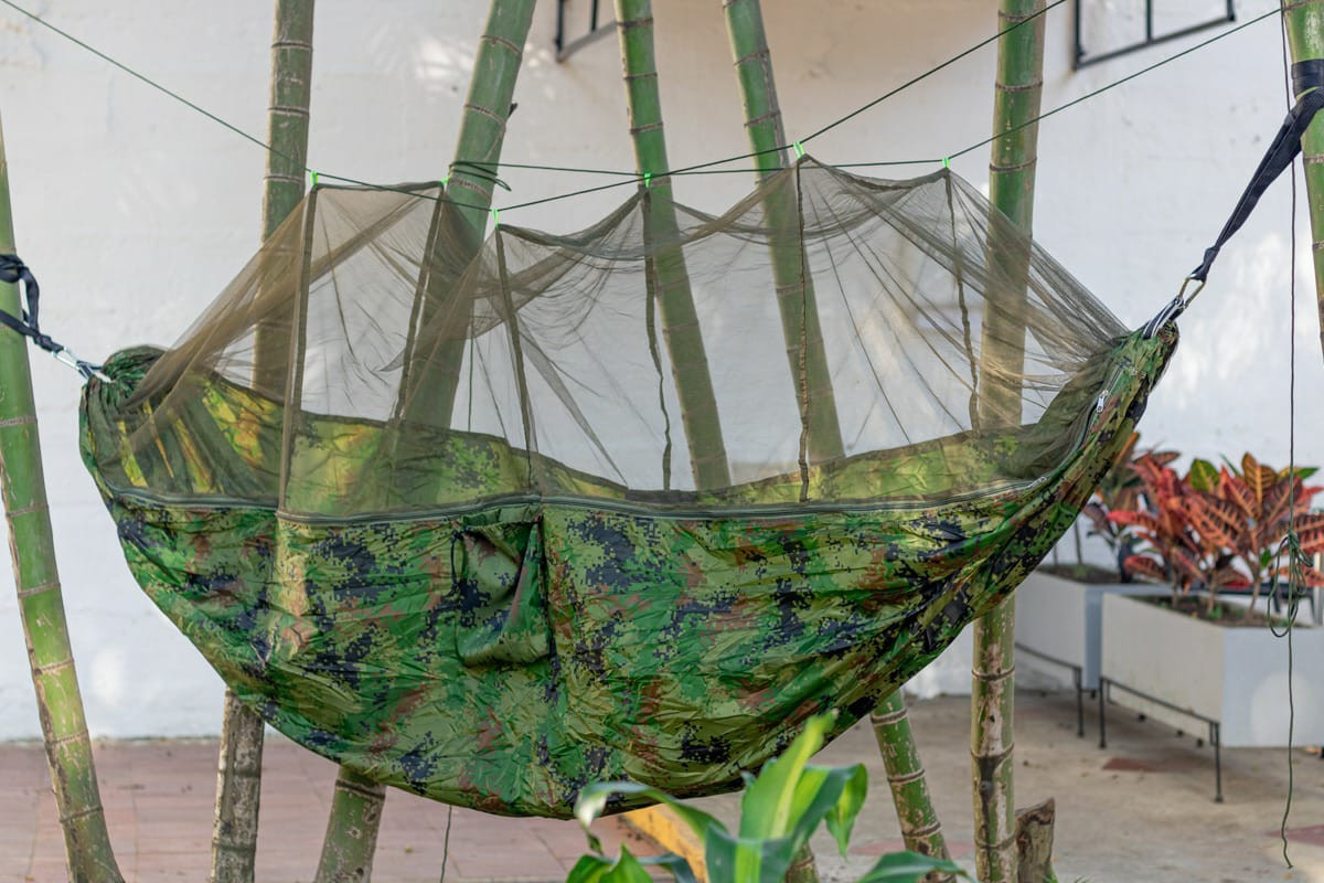 HAMACA CON TOLDILLO O MOSQUITERO