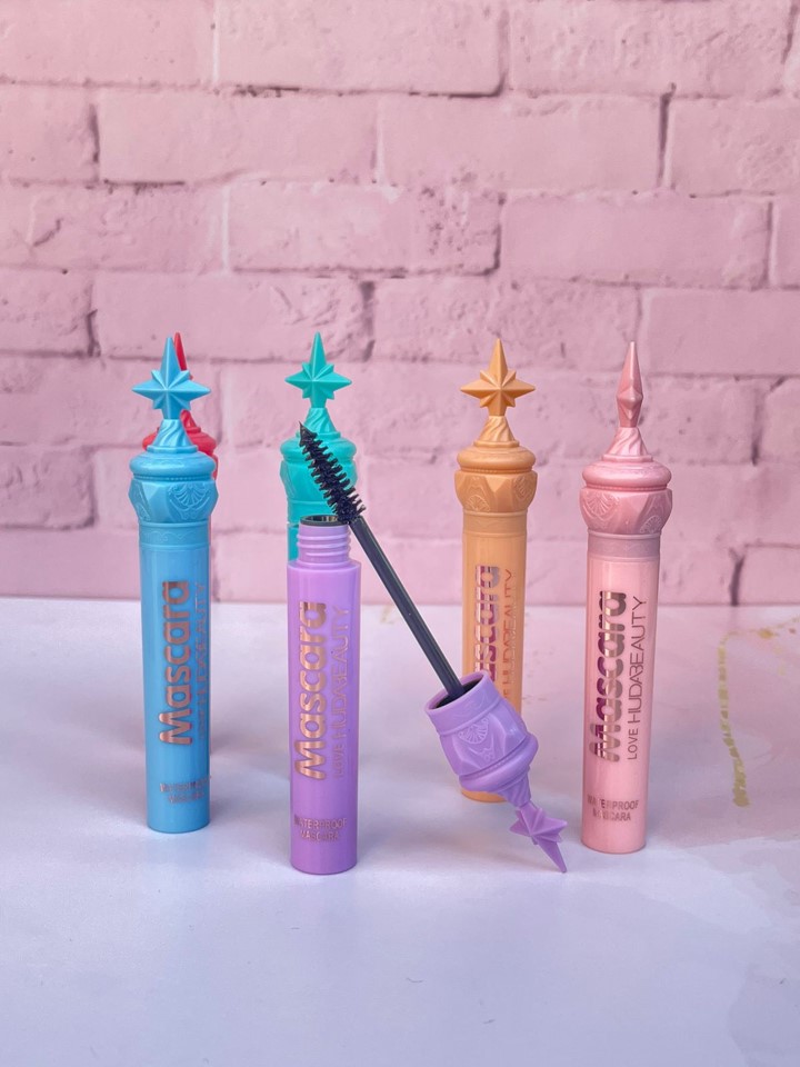 PESTAÑINA LOVE HUDA BEAUTY