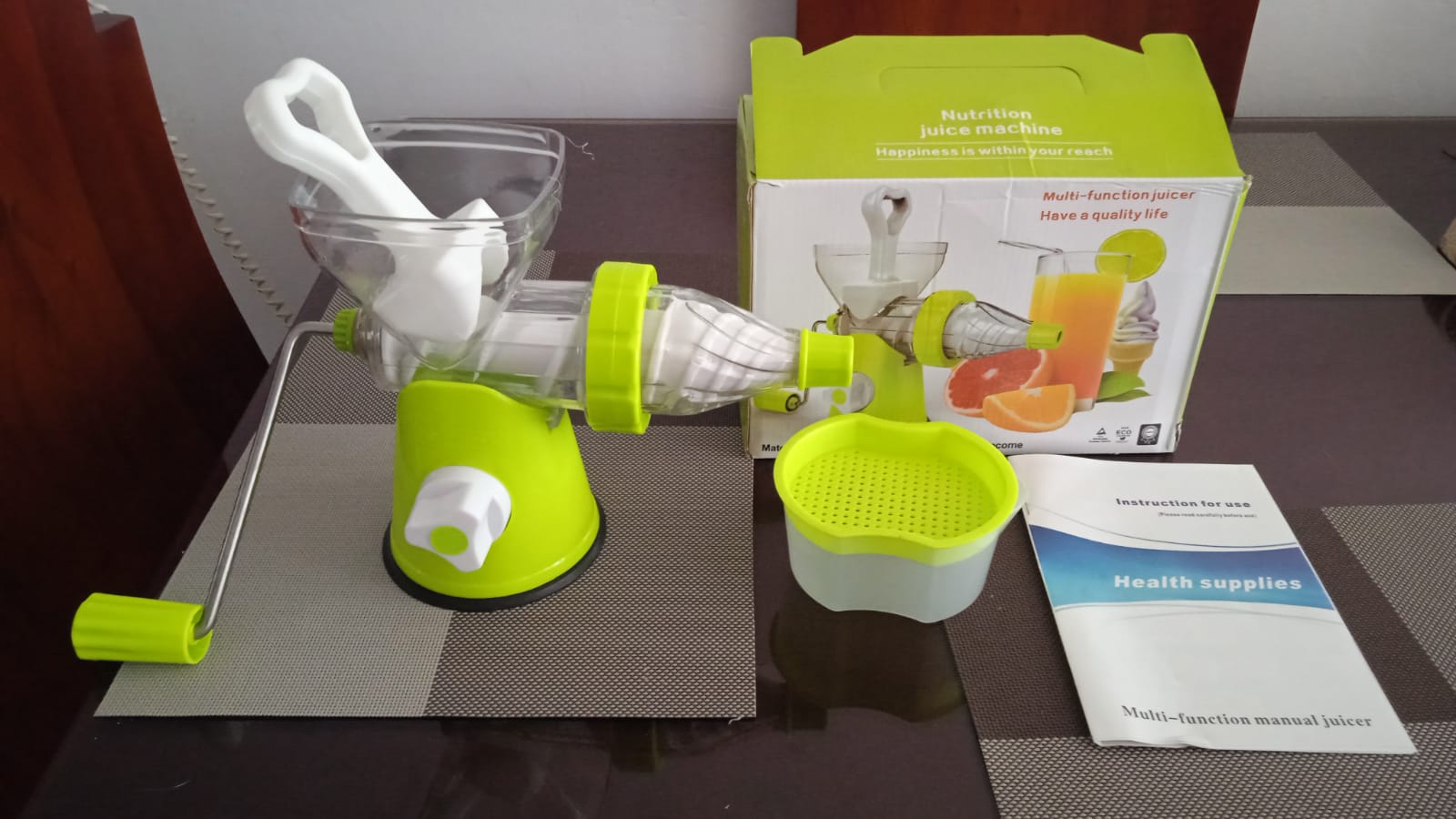 Extractor de Jugos de Frutas y Verduras