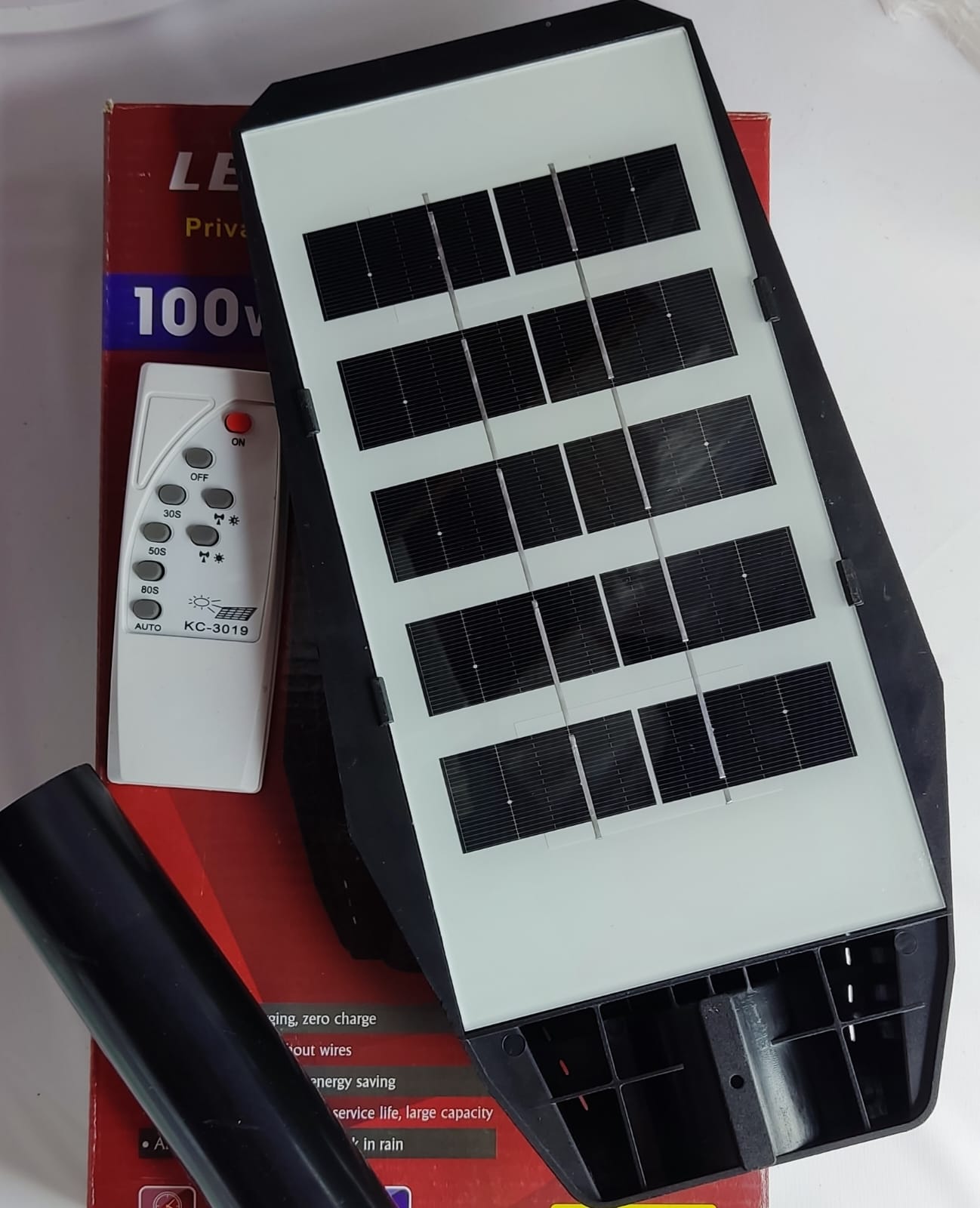 LAMPARA SOLAR LED 100W