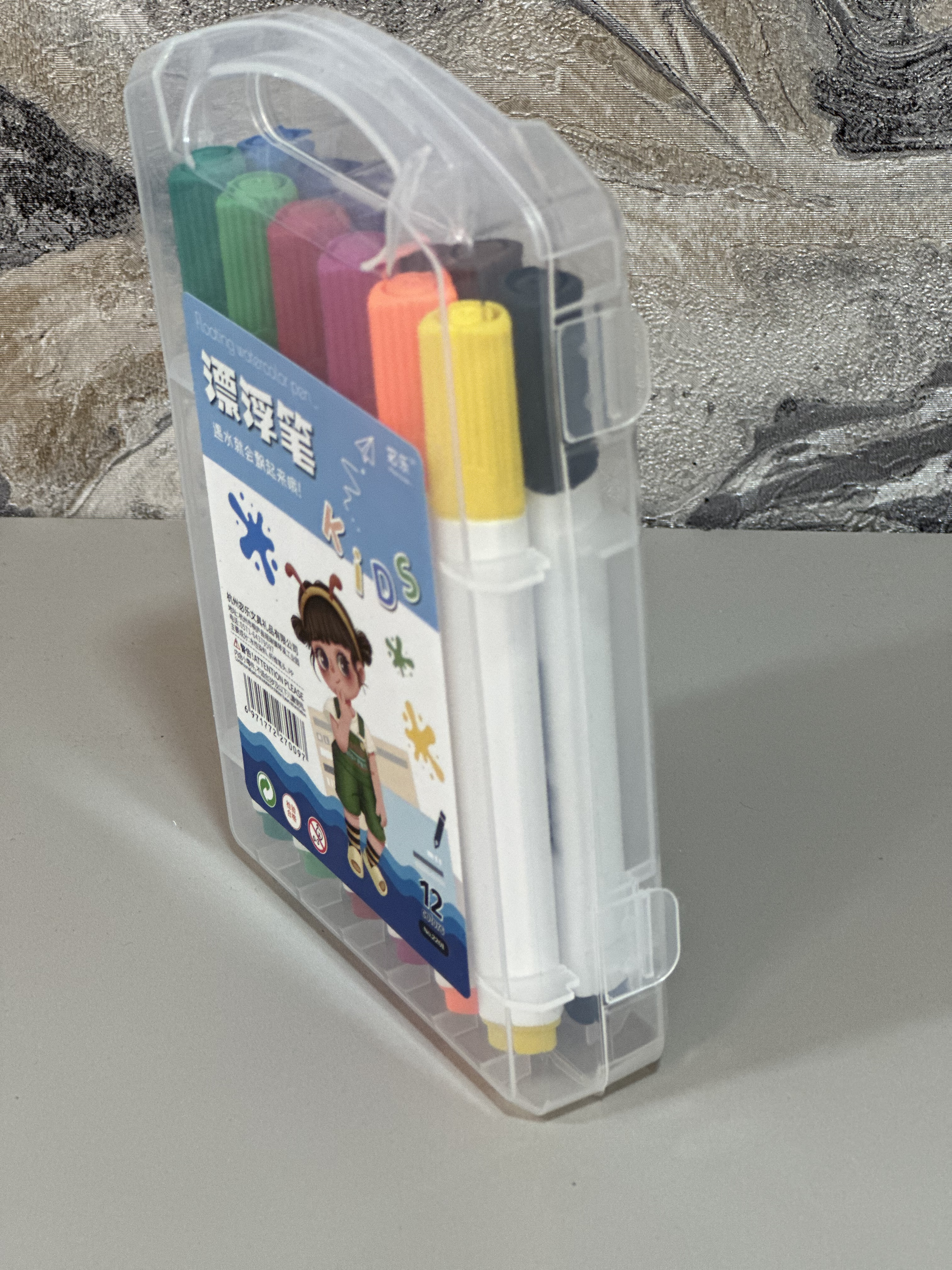 Juego de marcadores por 12