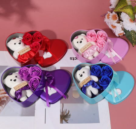 Caja de regalo oso corazon