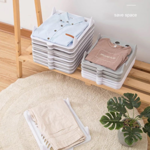 Organizador de camisas y camisetas