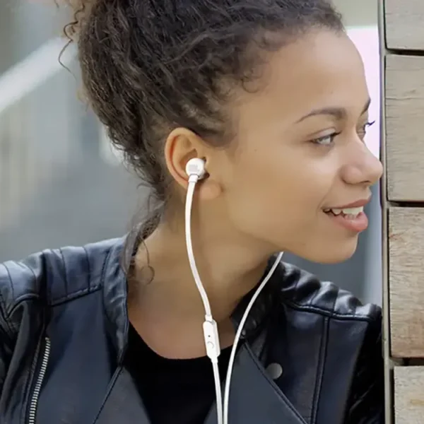 Audífonos JBL Alámbricos In Ear Manos Libres T110 Negro - Imagen 6