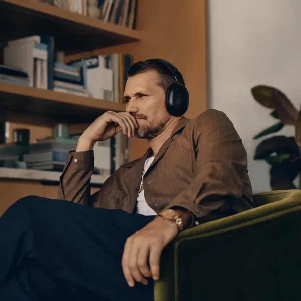 Audífonos Inalámbricos Sonos Ace con cancelación de ruido Negro - Imagen 10