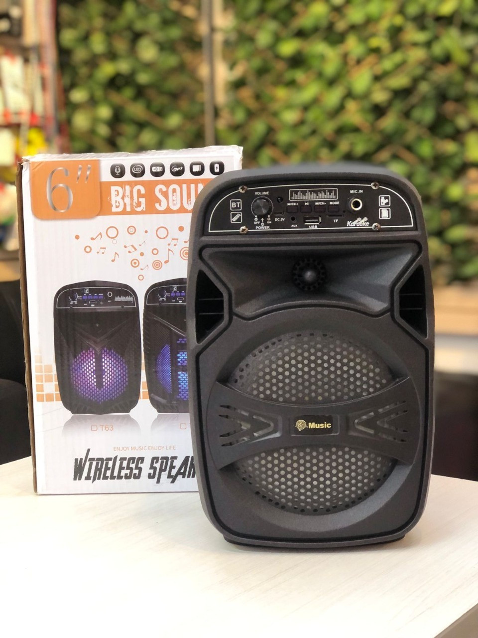 Cabina 6 Pulgadas Bluetooth Portatil