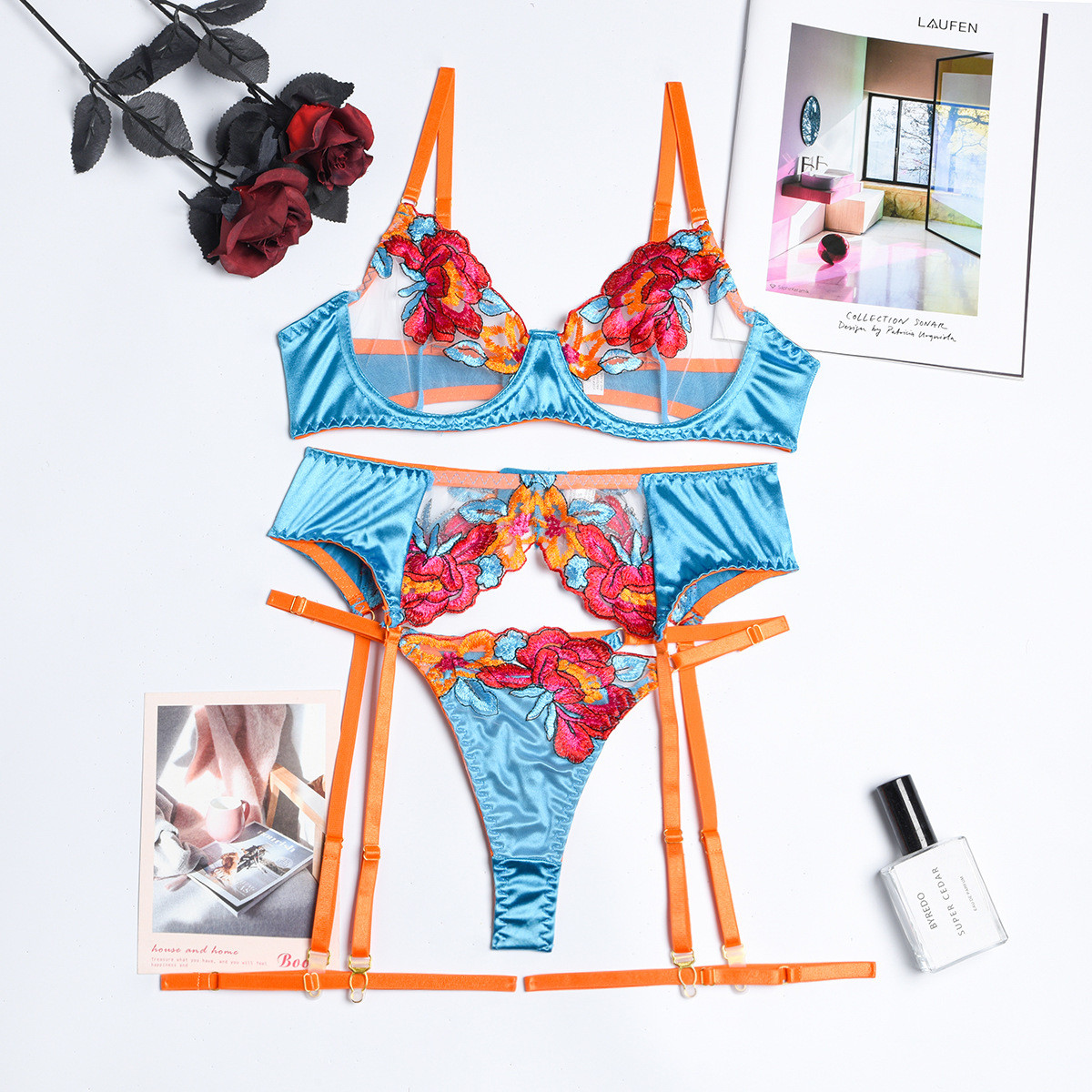 Conjunto de lencería Femenina Akala.