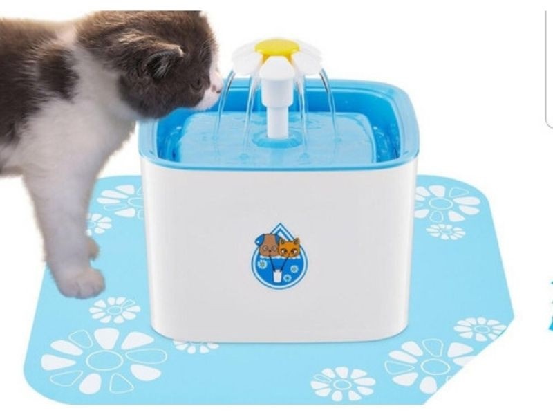 BEBEDERO PARA MASCOTAS 2.5 LITROS