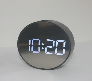 RELOJ ELECTRÓNICO MULTIFUNCIÓN