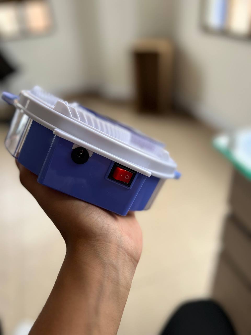 Atrapa Moscas Eléctrico práctico - Imagen 2