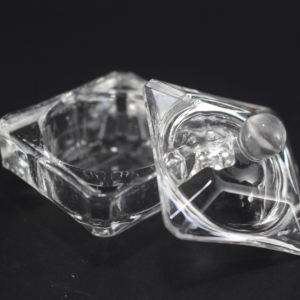 Mortero en cristal para manicurista