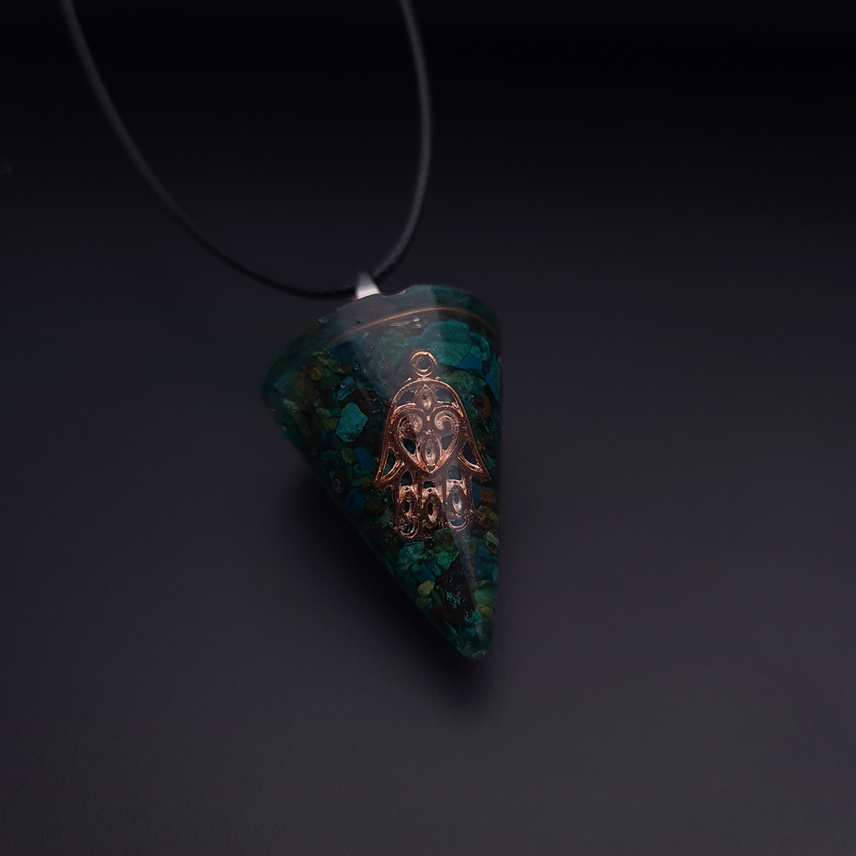 Collar Orgonita Mano Malaquita Cuarzo