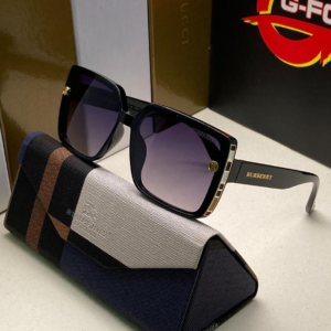 GAFA BURBERRY 1