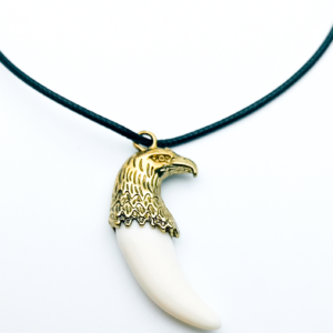 Collar Aguila Colmillo Garra + Estuche