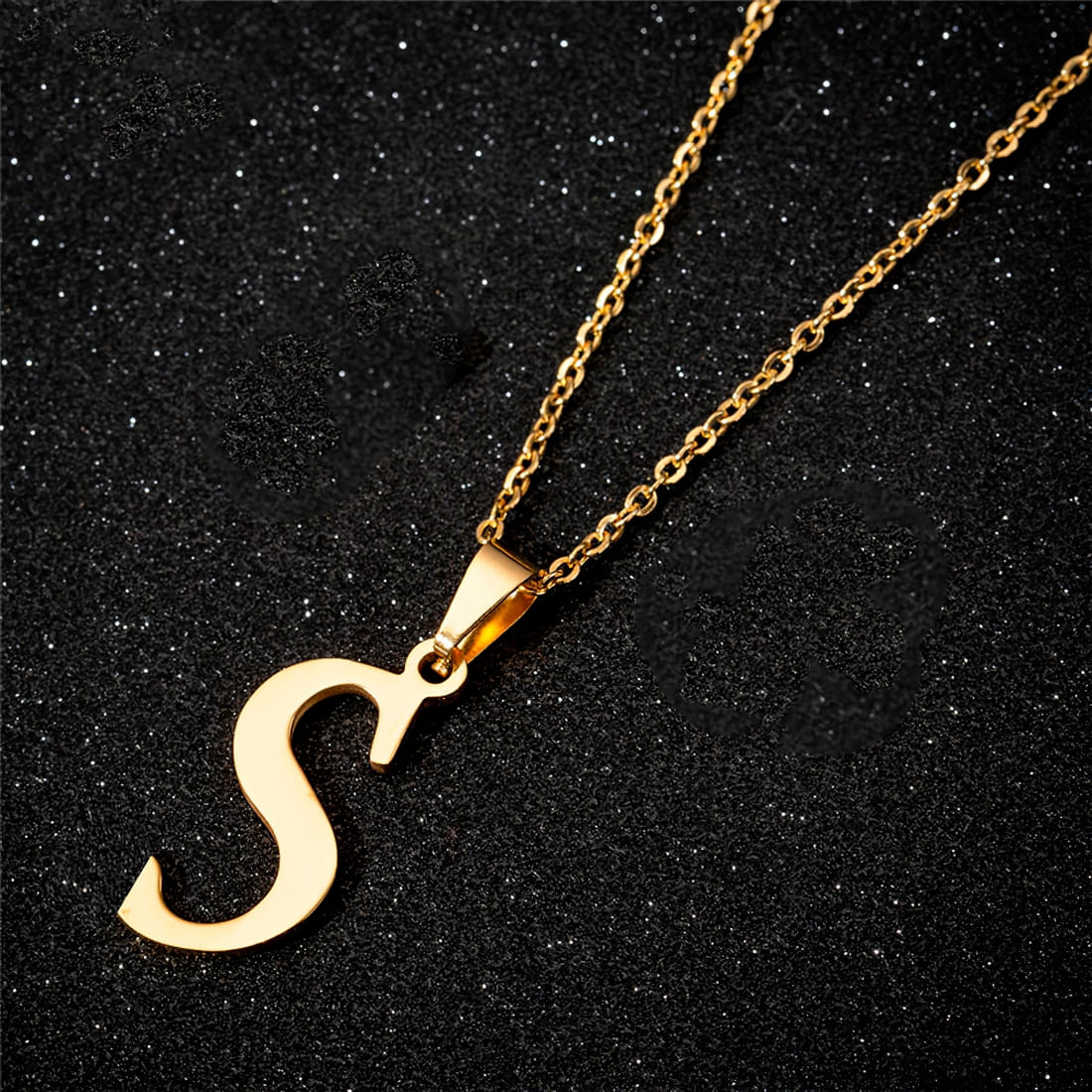 Collar Letra S Acero