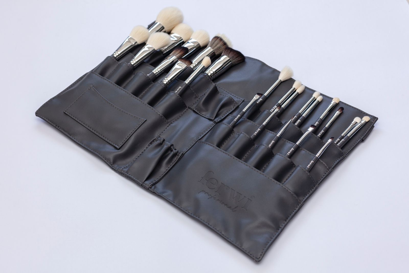 Kit de Brochas Ferwi profesional LUXURY